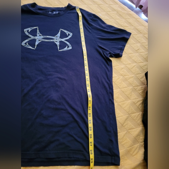 Mens black Under Armour tshirt - Picture 7 of 9